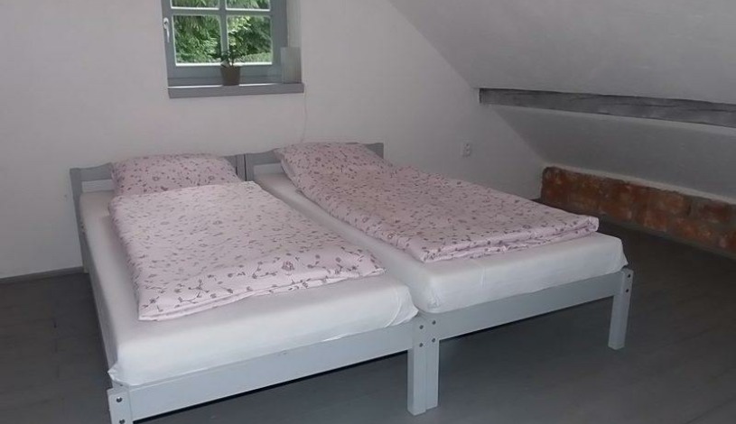 Apartmán u zámku Jindřichův Hradec - apartman u zamku  s terasou (2+1), [2+2] Apartmán se 2 lůžky a 2 přistýlkami